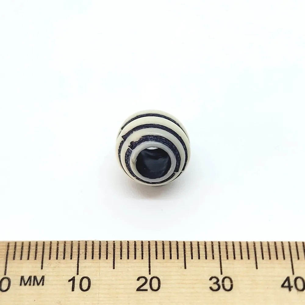 10mm Round (10) - White w. Black - South Western Style Vintage Beads