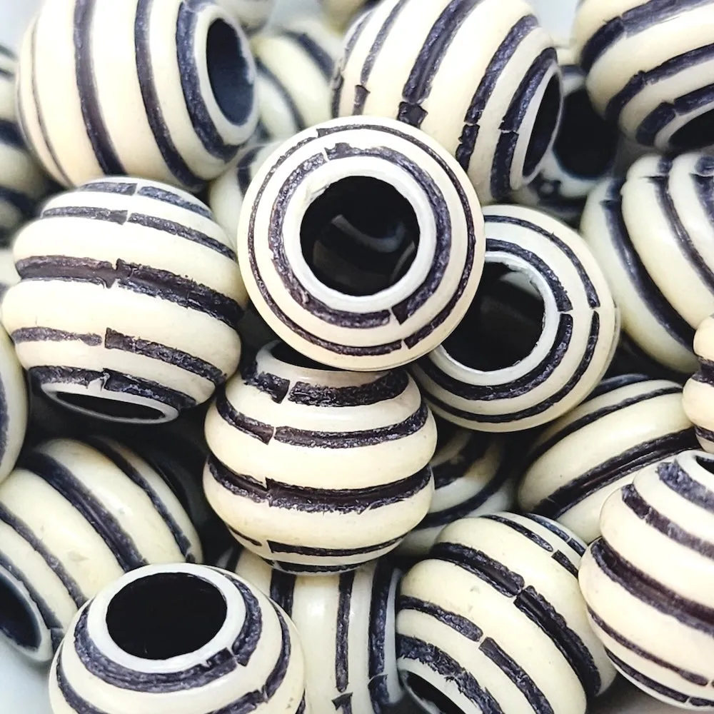 10mm Round (10) - White w. Black - South Western Style Vintage Beads