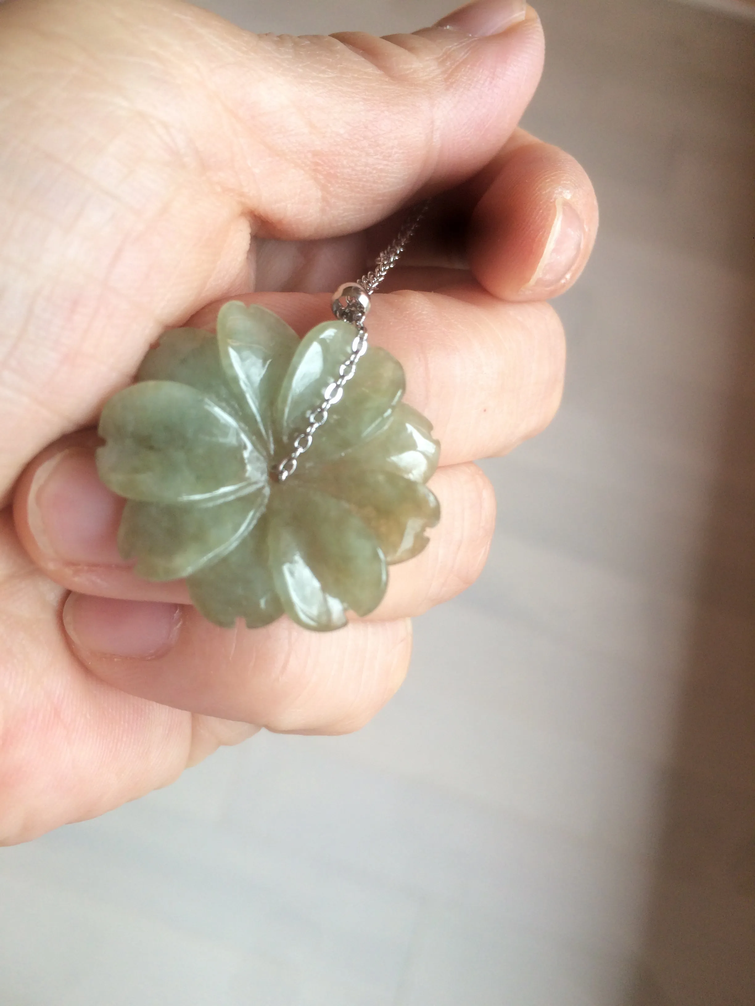 25-26mm Type A 100Natural 3D dark  green/brown/black jadeite Jade flower Pendant necklace AQ54 (add-on item)