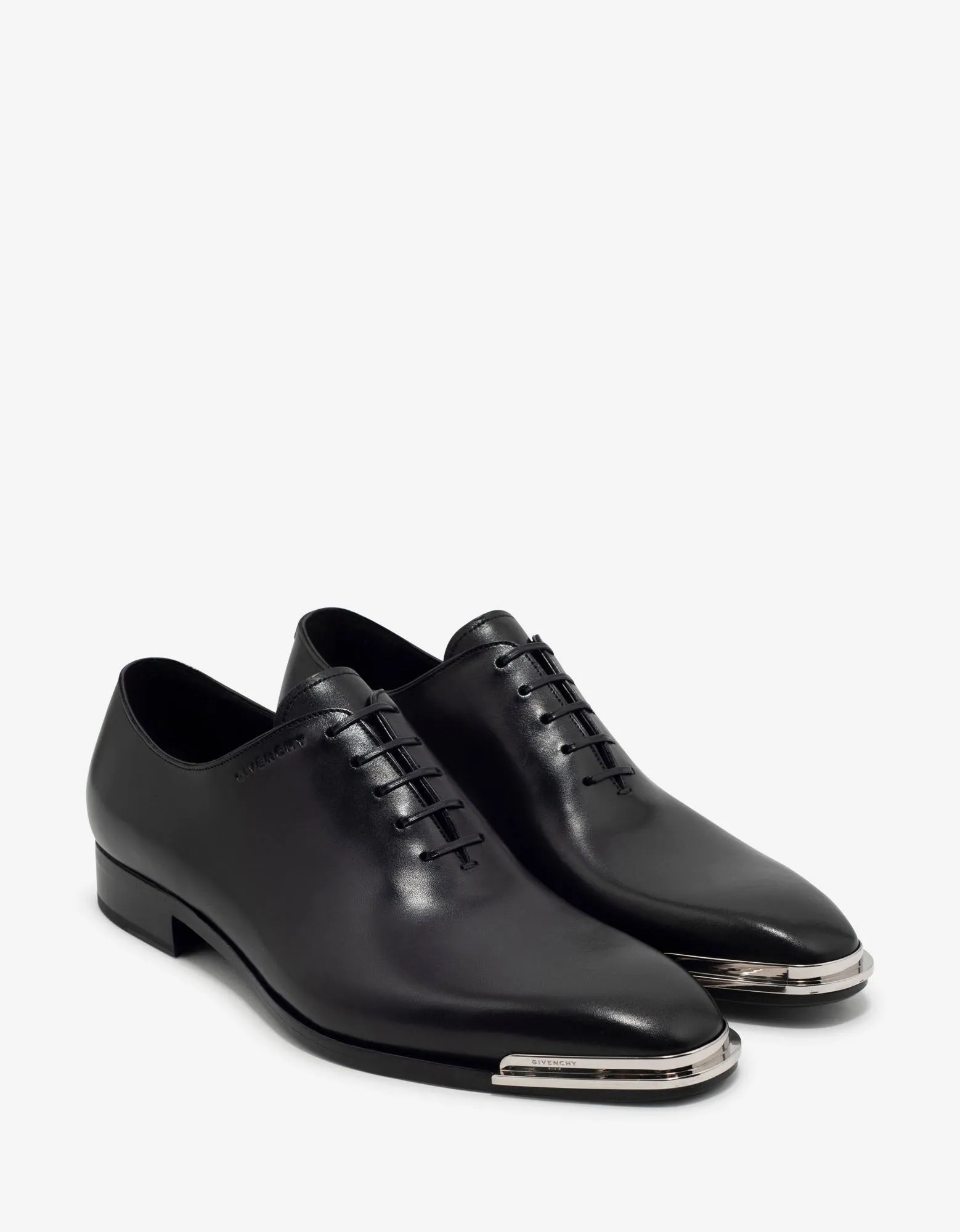 Black Leather Oxford Shoes with Metal Tips -