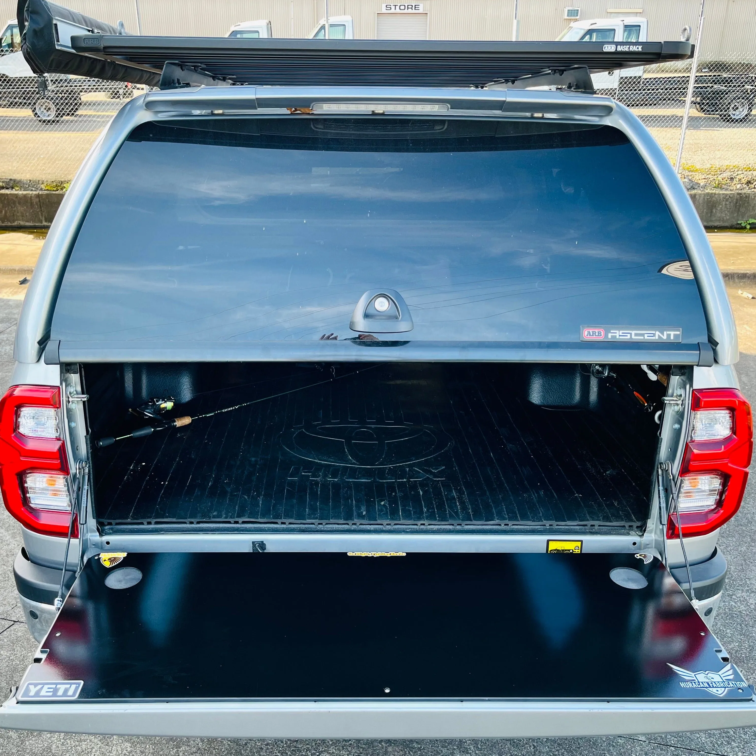 Toyota Hilux Tailgate Chopping Board